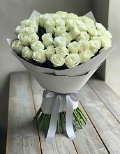 Букет 35 Белых роз в Магасе