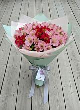 Букет цветов из:  Альстромерии в Магасе
