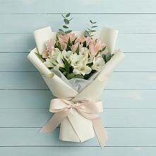 Букет цветов из:  Альстромерии #REPLACE_PRED# Магасе