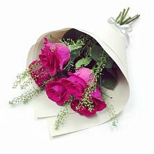 Букет цветов из:  Розы в Магасе
