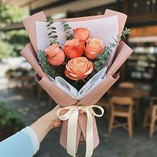 Букет цветов из:  Розы в Магасе