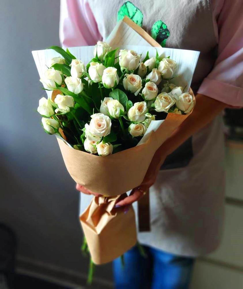 Букет цветов из: Розы в Магасе
