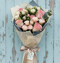 Букет цветов из:  Розы в Магасе